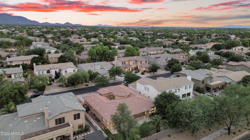 76-print-4756 E Ironhorse Rd Twilight-15