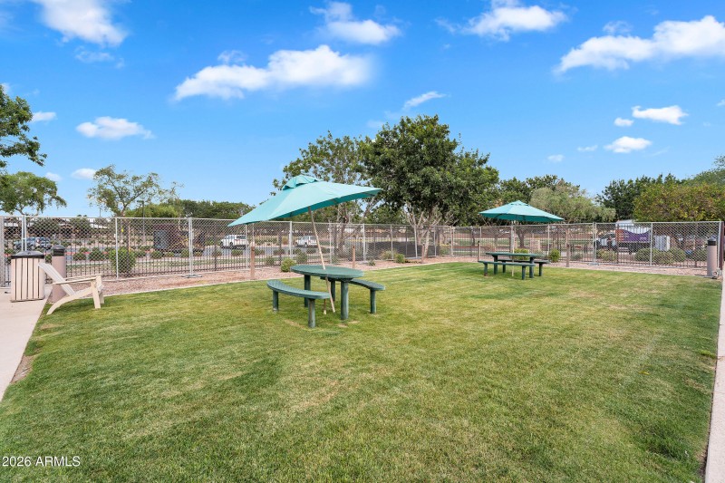 94-print-4756 E Ironhorse Rd Community-1