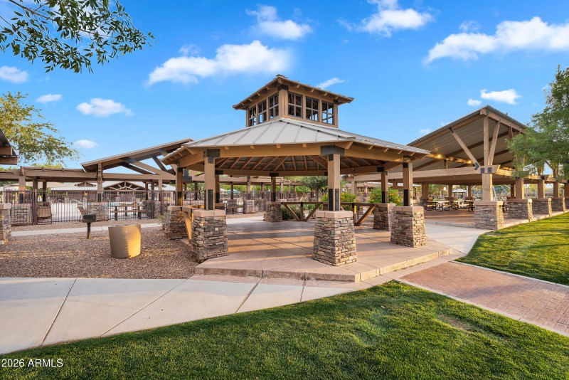 97-print-4756 E Ironhorse Rd Community-1