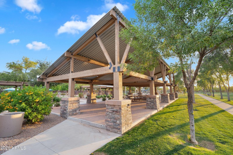 98-print-4756 E Ironhorse Rd Community-1