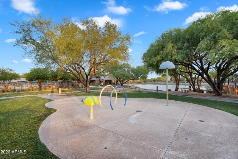 100-print-4756 E Ironhorse Rd Community-