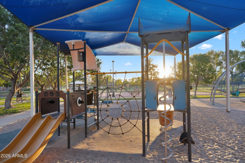 103-print-4756 E Ironhorse Rd Community-