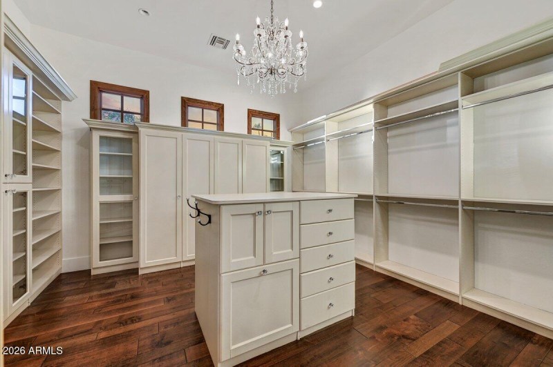 Primary Walk In 1 of 2