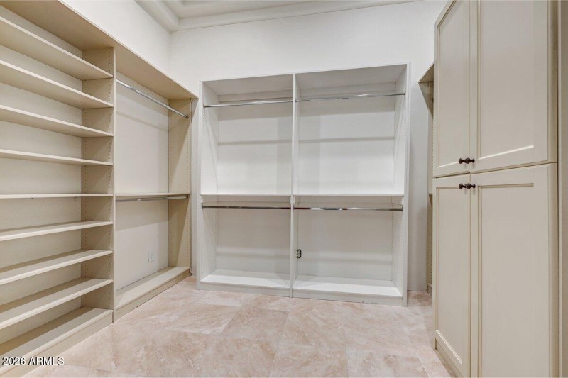 Primary Walk In 2 of 2