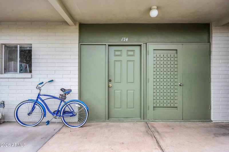 6125 E Indian School Rd 174-3