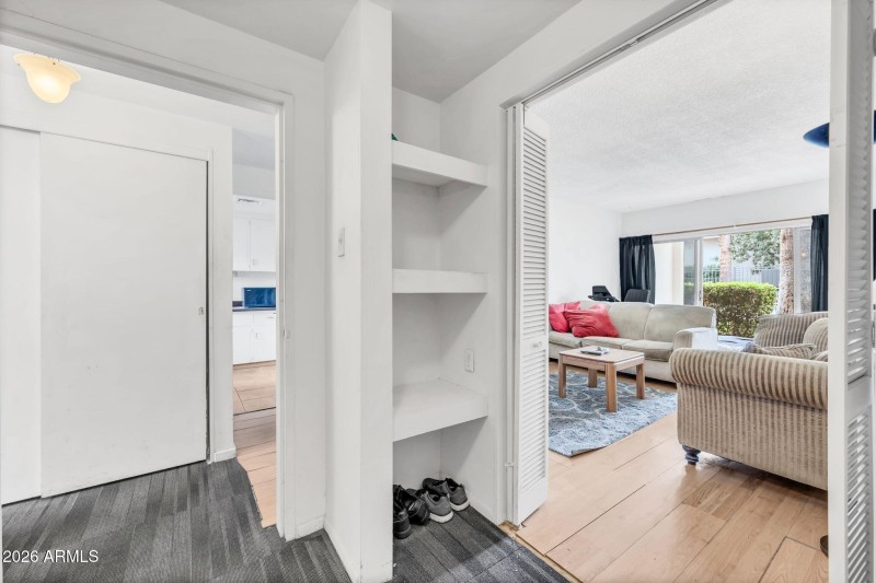 6125 E Indian School Rd 174-6