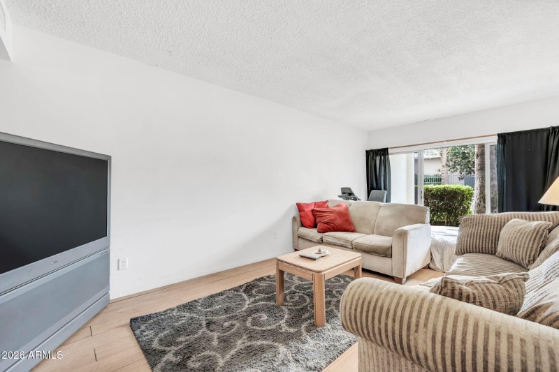 6125 E Indian School Rd 174-9