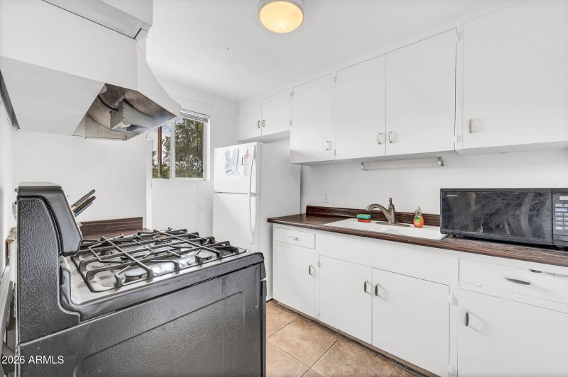 6125 E Indian School Rd 174-11