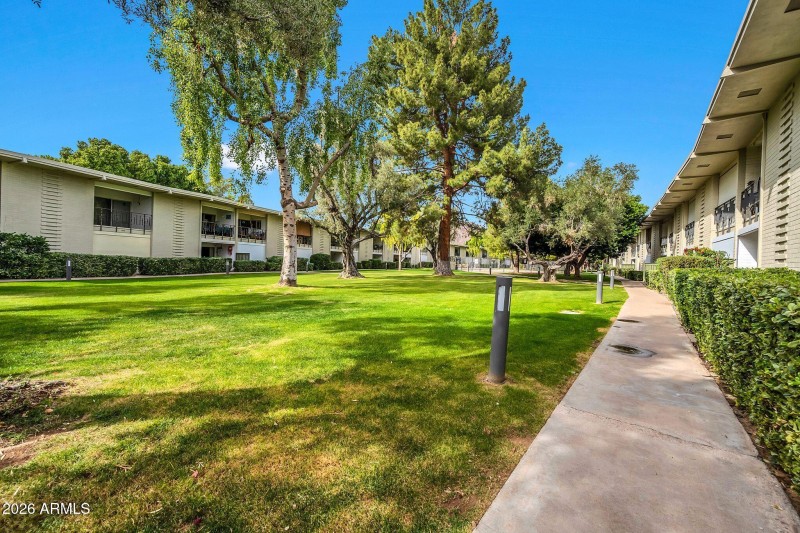 6125 E Indian School Rd 174-24