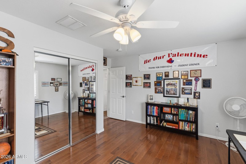 Upstairs Bedroom 4