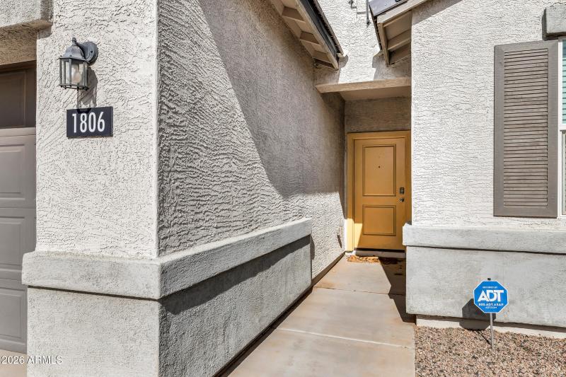 1806 W Cameron Blvd-4