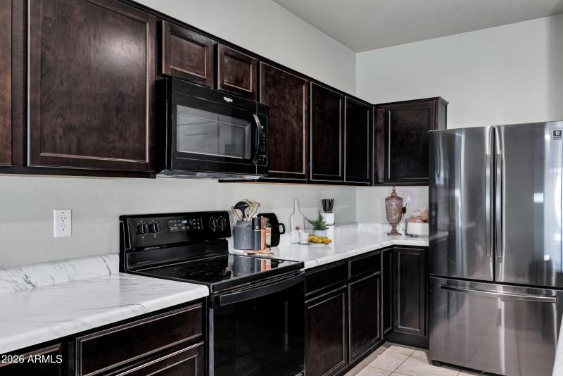 1806 W Cameron Blvd-15