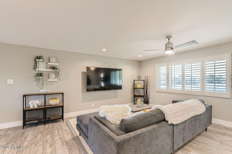 925 79th Street - Web Quality - 006 - 07