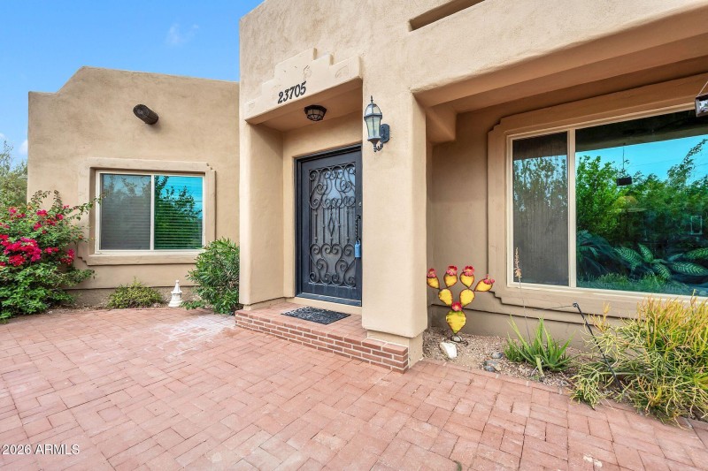 23705 N 104th Ave-12