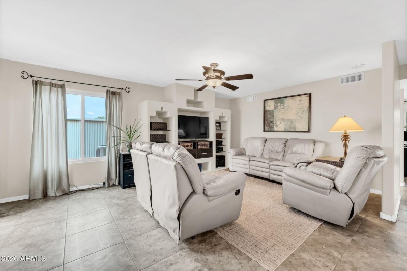 23705 N 104th Ave-16