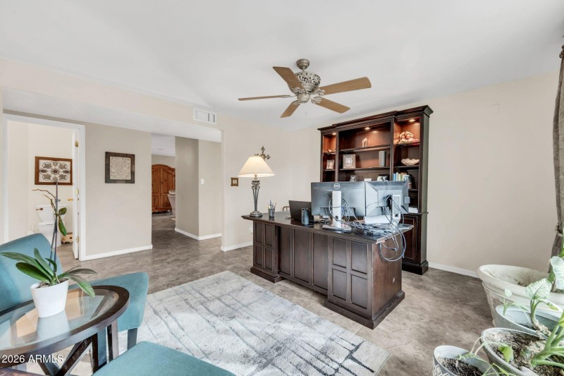 23705 N 104th Ave-33