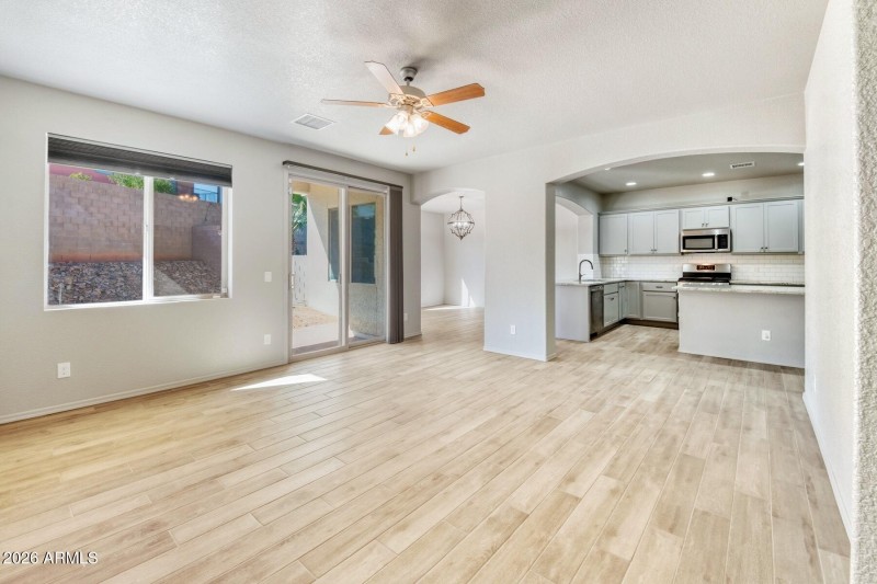 1094 Wagner Place-082018