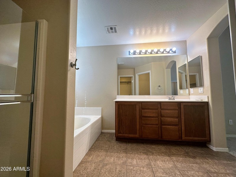 7CC05C31-F596-4EBF-9817-330EE629E19E[1]