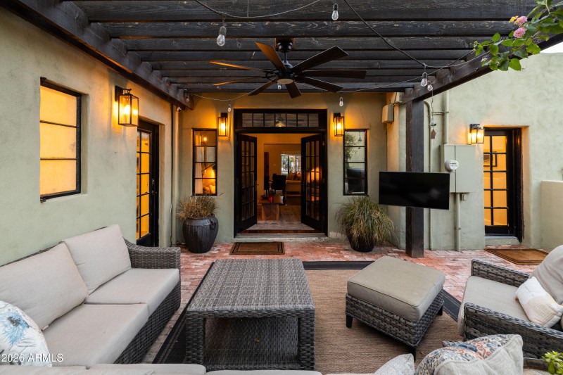 Great Interior/Exterior Access