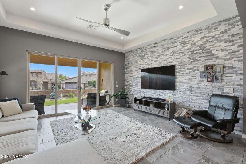 Custom stacked stone wall