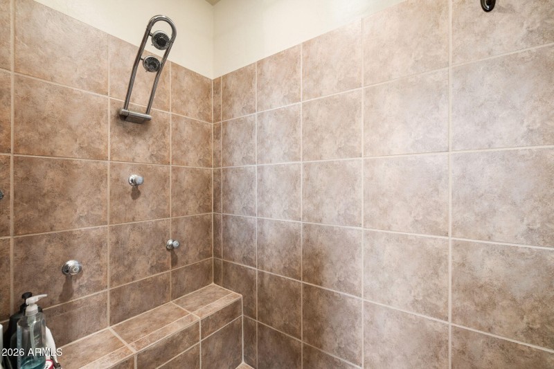 36-Primary Bathroom (3)