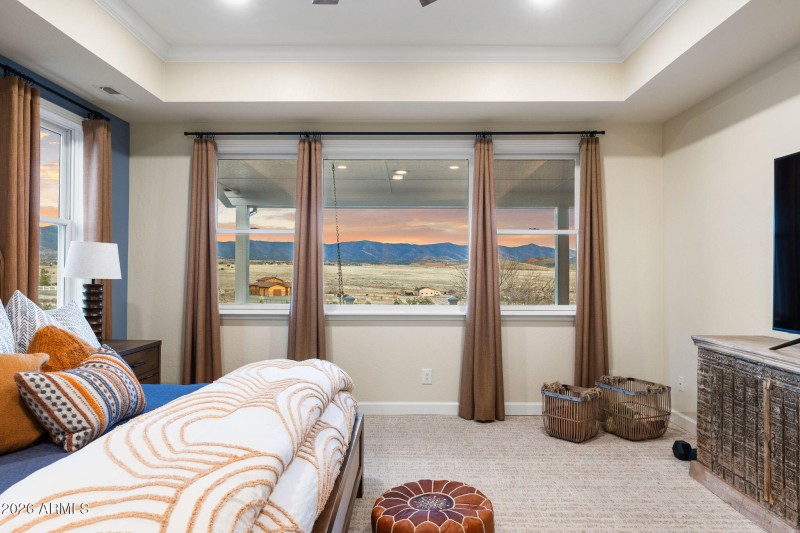 43-Primary Bedroom (4)