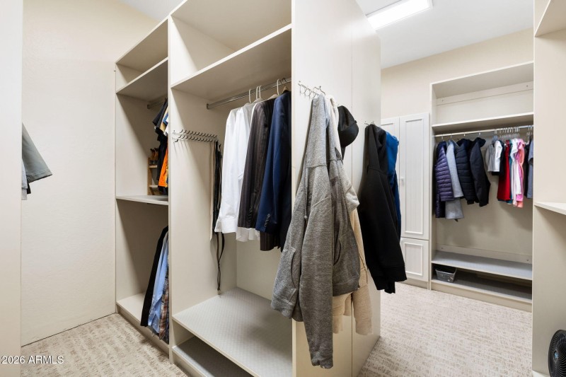 46-Primary Closet (2)