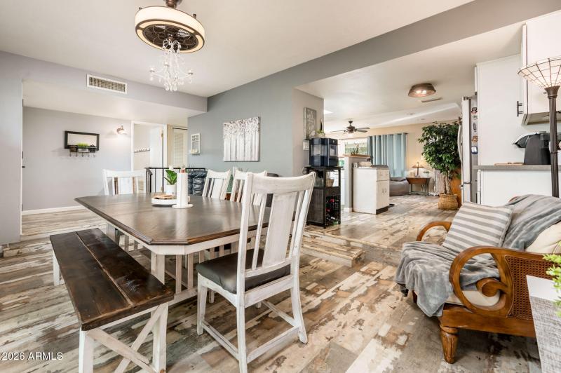 3335 W Acoma Dr - MLS-11