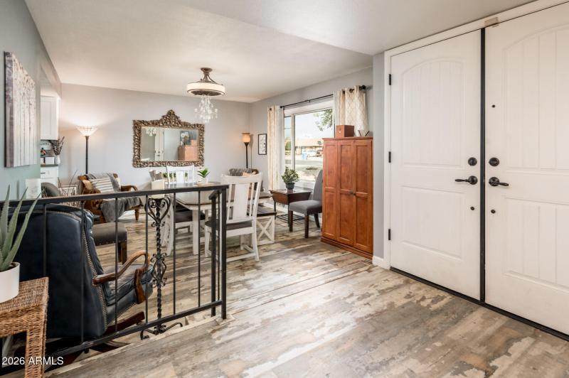 3335 W Acoma Dr - MLS-8