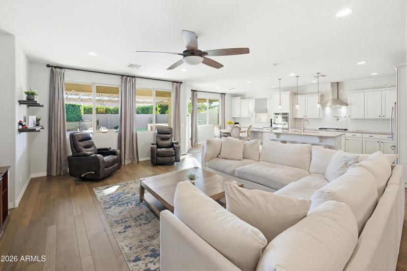 10015 W Villa Hermosa-16