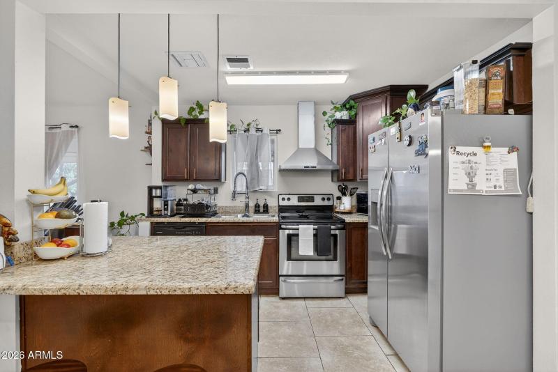 13-web-or-mls-16E Willetta St