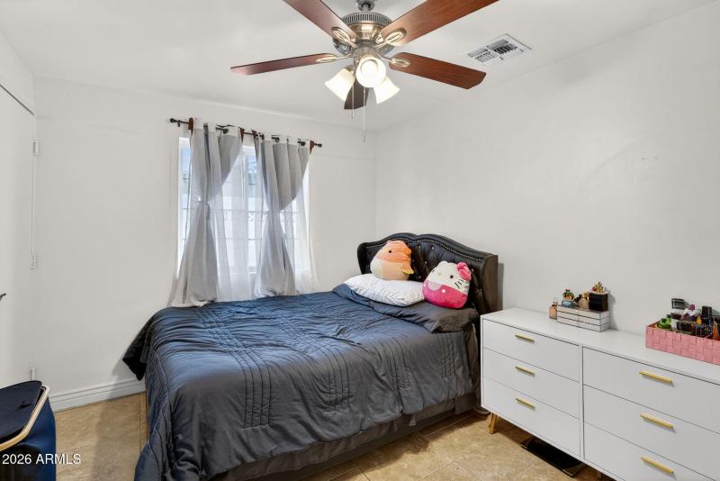 19-web-or-mls-25E Willetta St