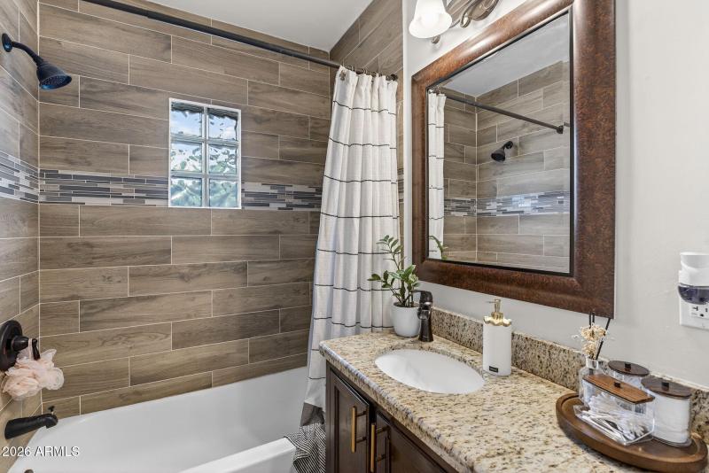 29-web-or-mls-20E Willetta St