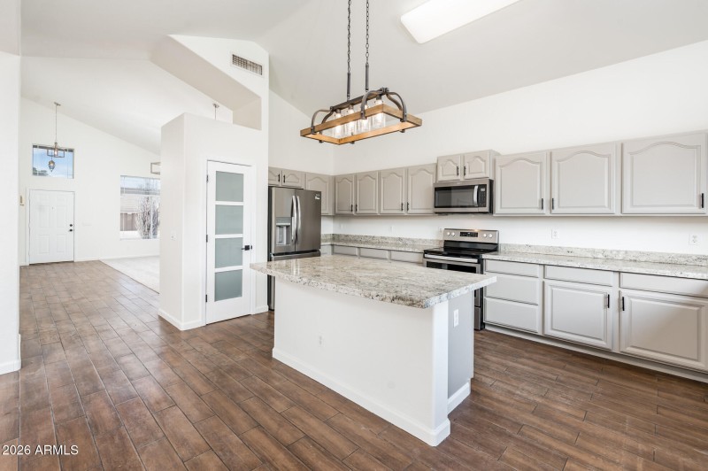 10640 E Carol Ave - MLS-18