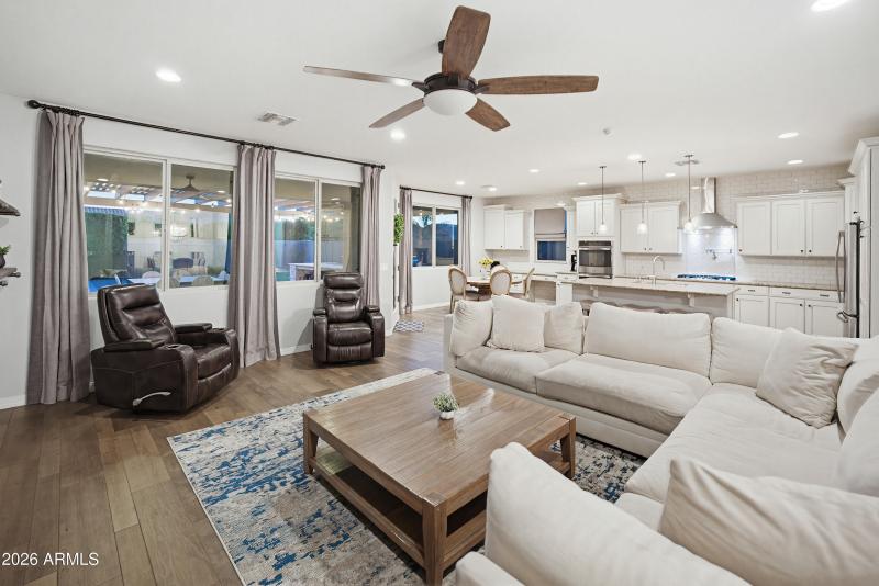 10015 W Villa Hermosa-45