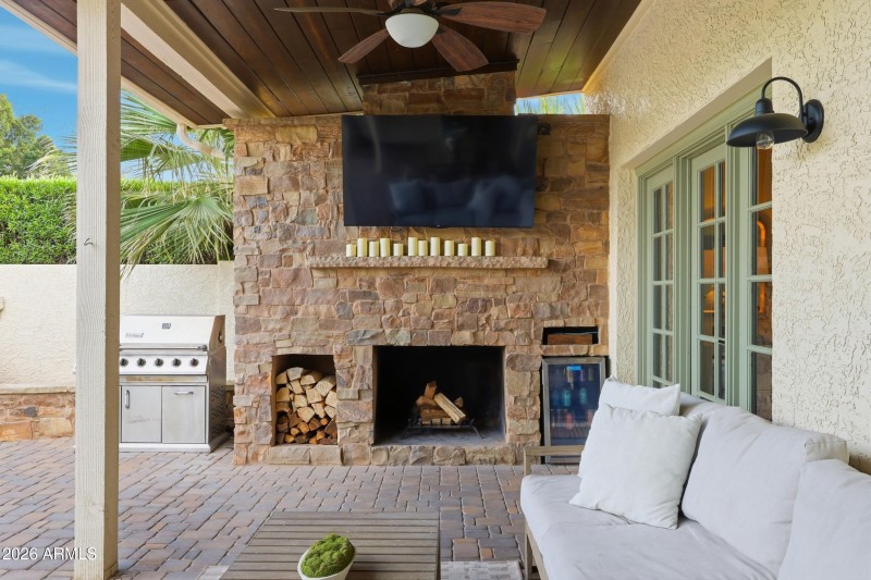 Outdoor Fireplace