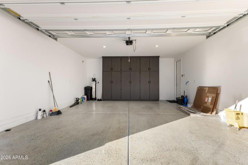 Garage - Built in Cabinets