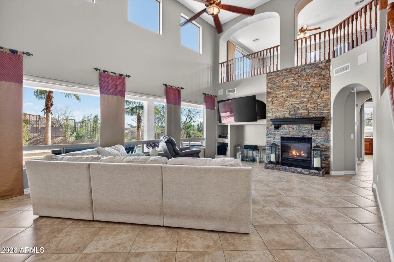 17-web-or-mls-Untitled-17