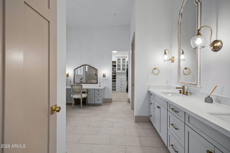 18212 E Navajo Dr-31