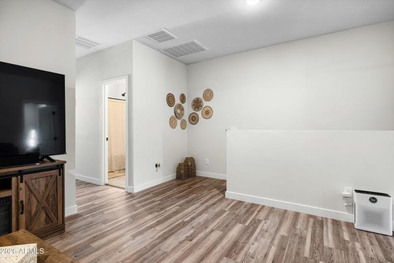 23-2822 W White Feather Ln_23