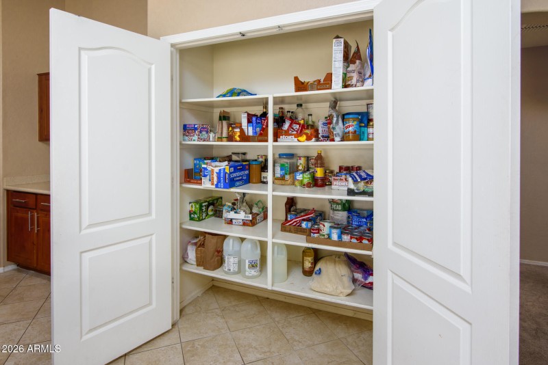 46000 W Guilder Av-5009-Edit