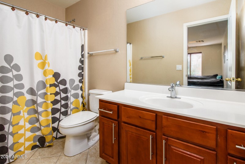 46000 W Guilder Av-5209-Edit