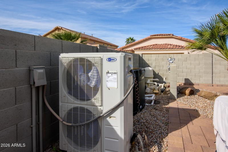 46000 W Guilder Av-5256-HDR