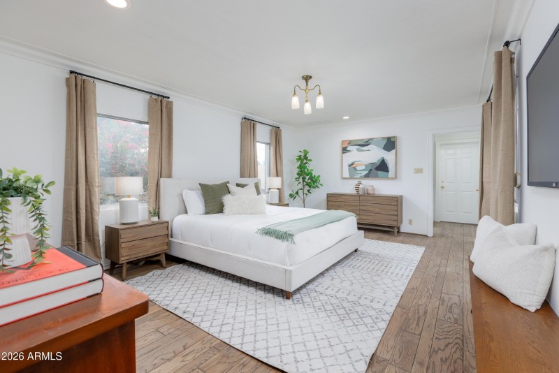 Large primary bedroom