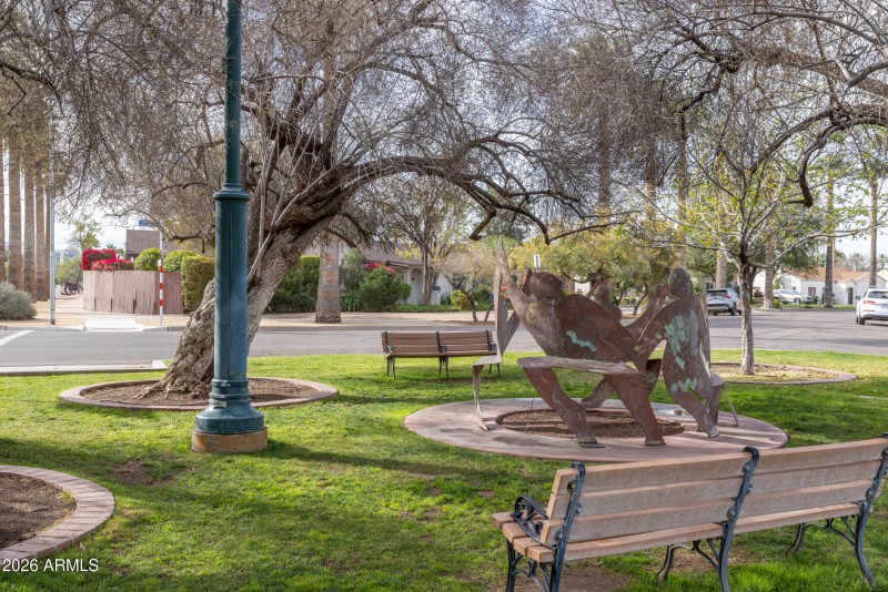 Home fronts park