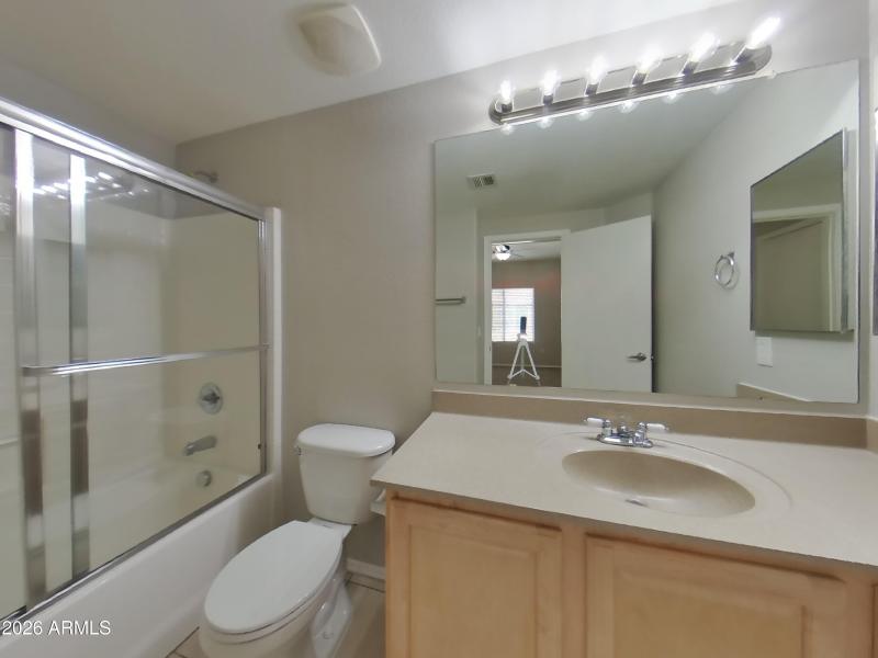 14_pc_UH7OHwgV66_VzmELI6yDB_layout_1