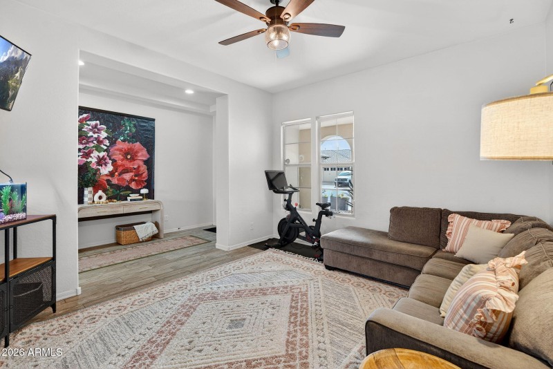 10-web-or-mls-15E Sanger Ave