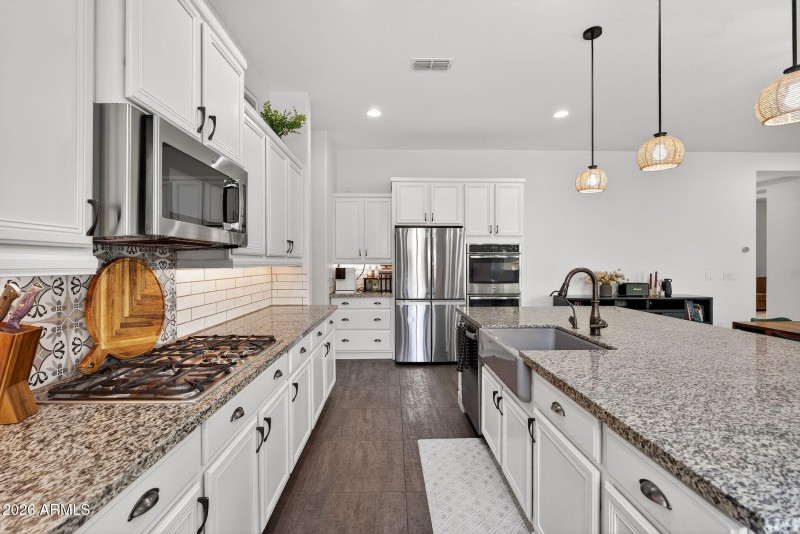 26-web-or-mls-20E Sanger Ave