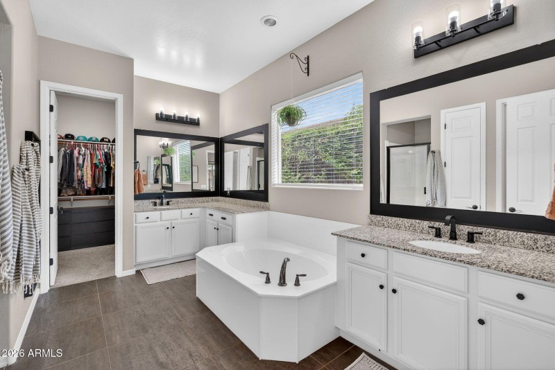 42-web-or-mls-55E Sanger Ave