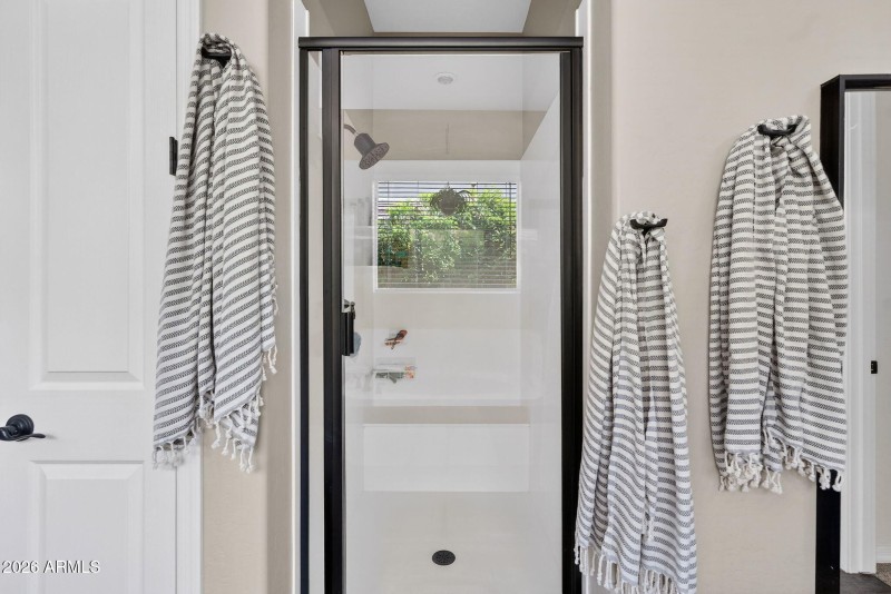 47-web-or-mls-60E Sanger Ave